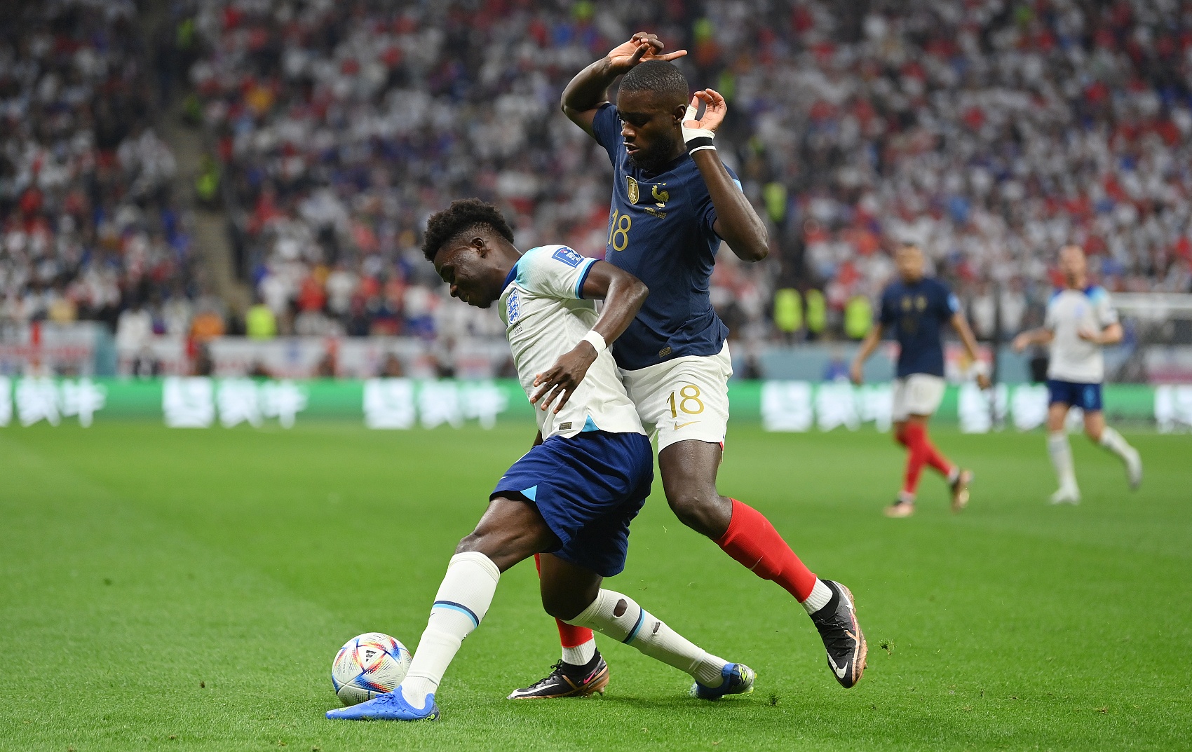 vip 注册地址-法国队2-0完胜乌克兰，于帕梅卡诺助球队实现连续500分钟零封纪录