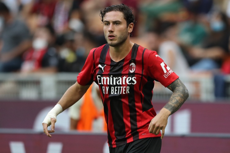 迪马济奥透露卡拉布里亚将自由转会帕纳辛奈科斯，签约三年