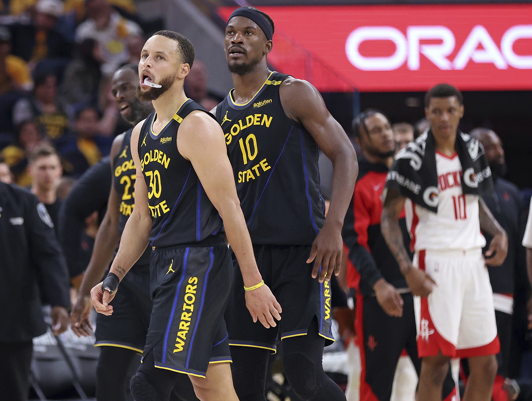 app下载-本赛季库里&amp;巴特勒同时缺阵勇士5胜12负 胜率低至29.4%